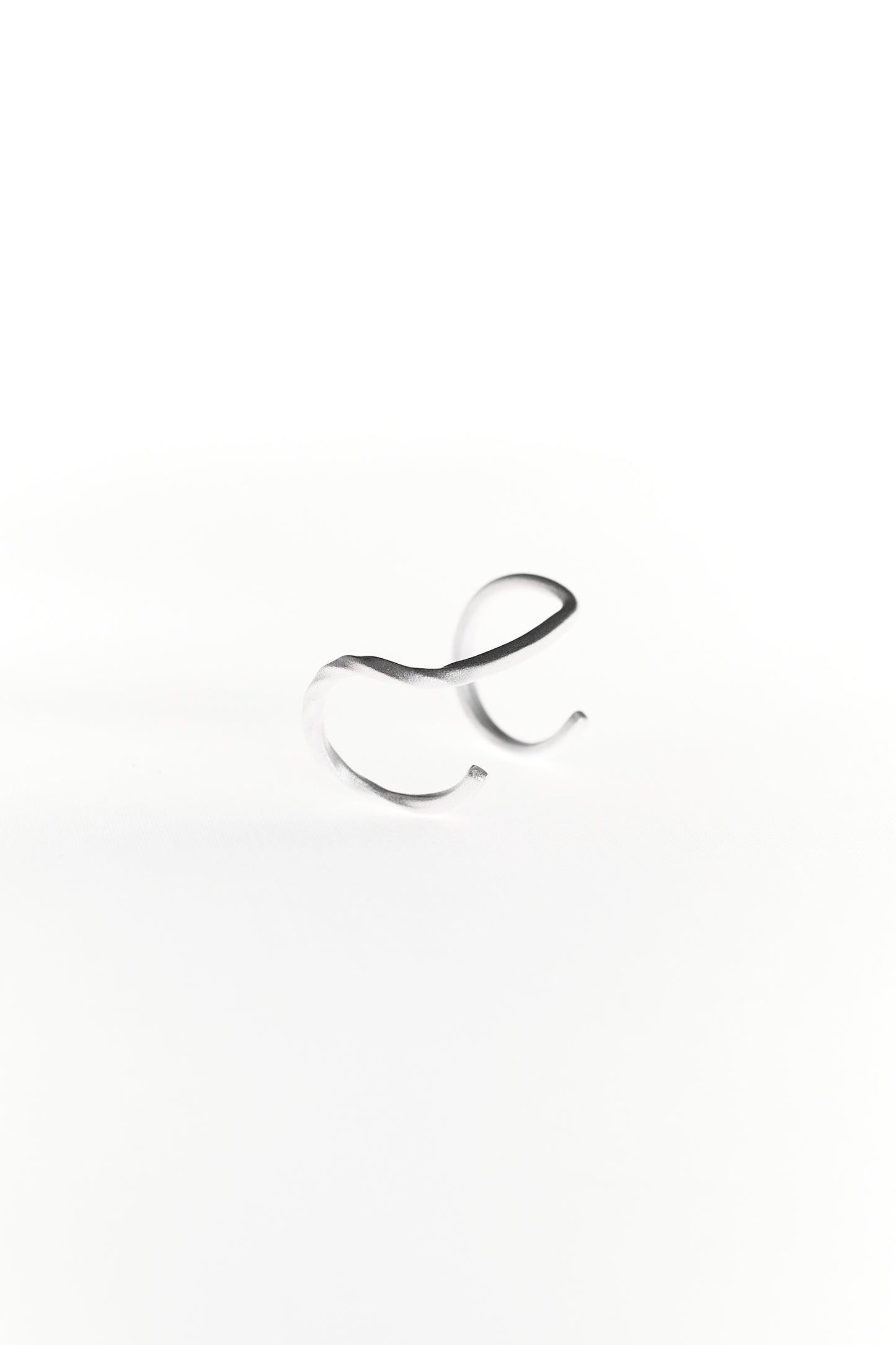 Double Arc Ring