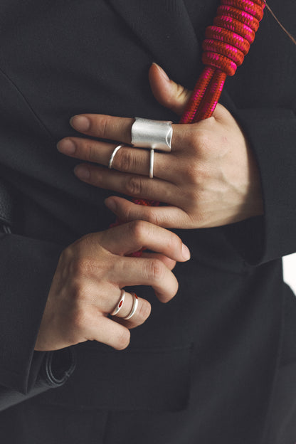 Monolite Ring