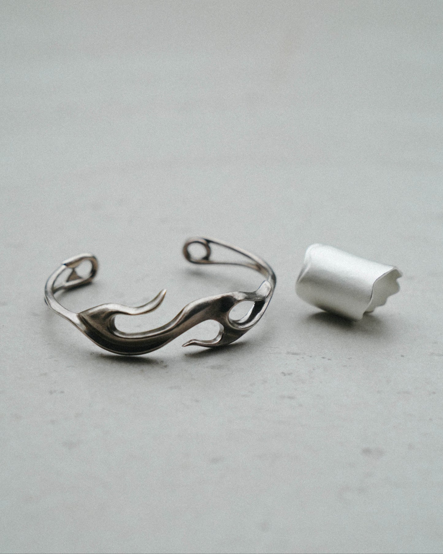Monolith Ring | Flames Bracelet