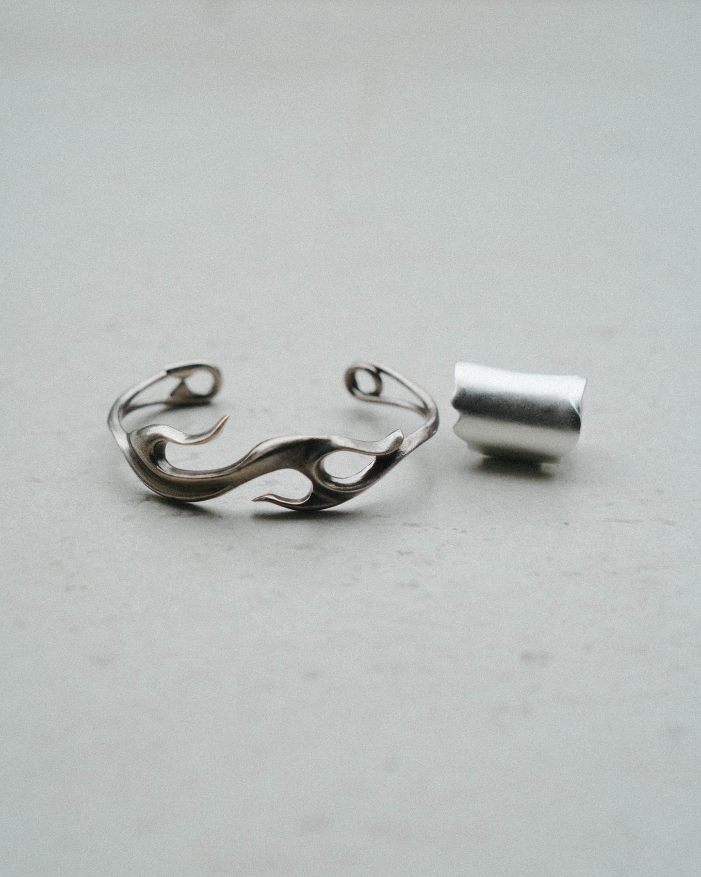 Monolith Ring | Flames Bracelet