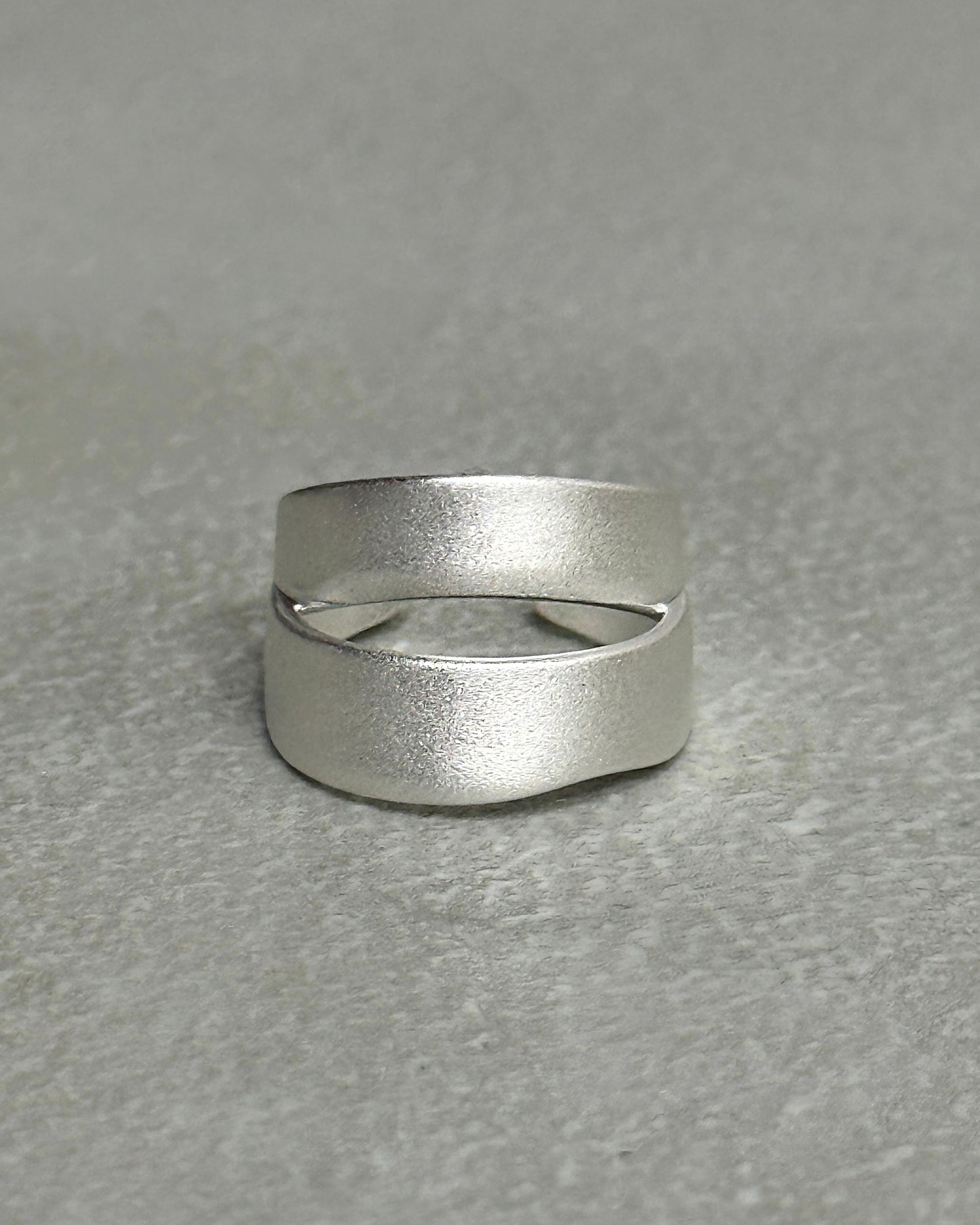 Orbit Wrap Ring