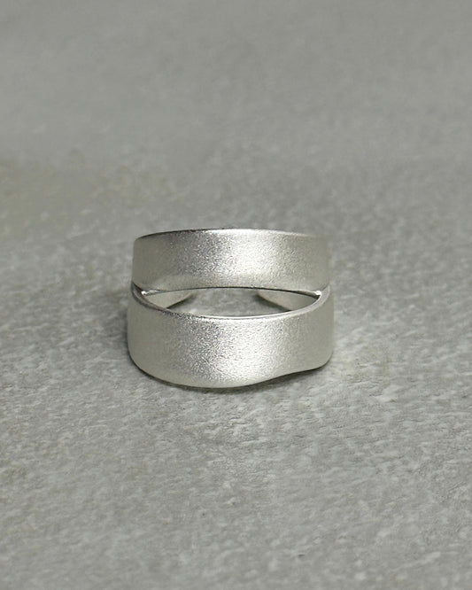 Orbit Wrap Ring